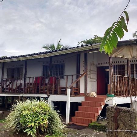 Los Cocos Hostal Bazan Exterior foto