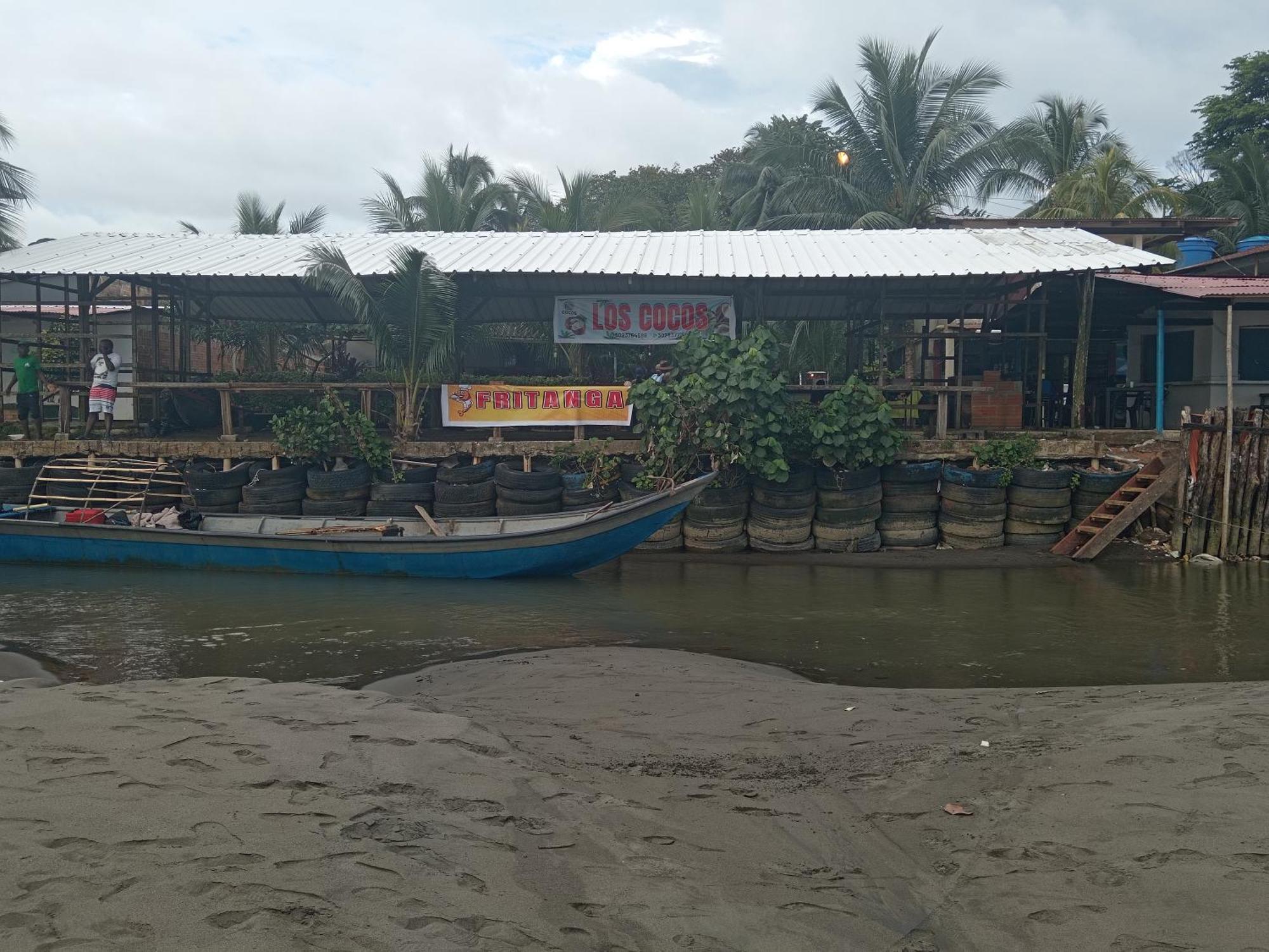 Los Cocos Hostal Bazan Exterior foto